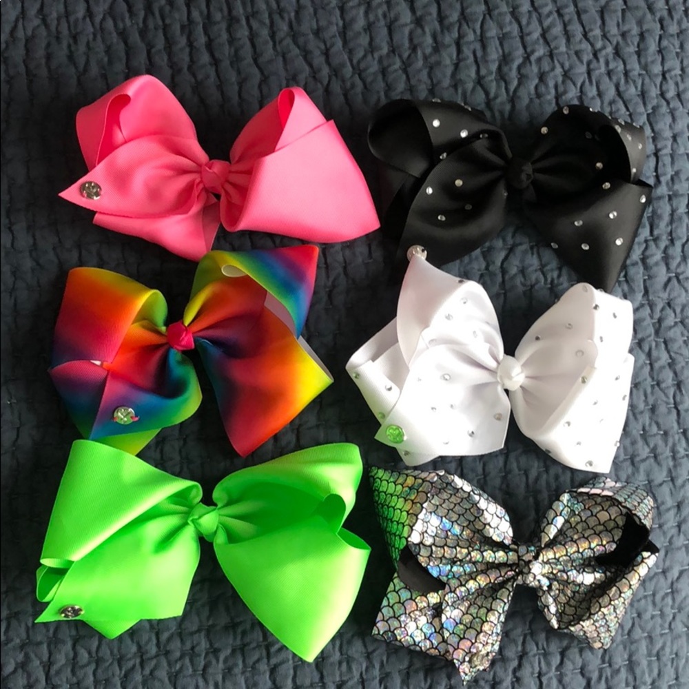 Jo Jo Siwa Bows